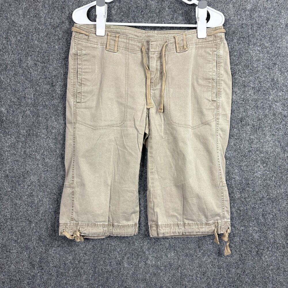 The North Face Shorts Womens Size 6 Beige Casual Bermuda Capri Outdoors